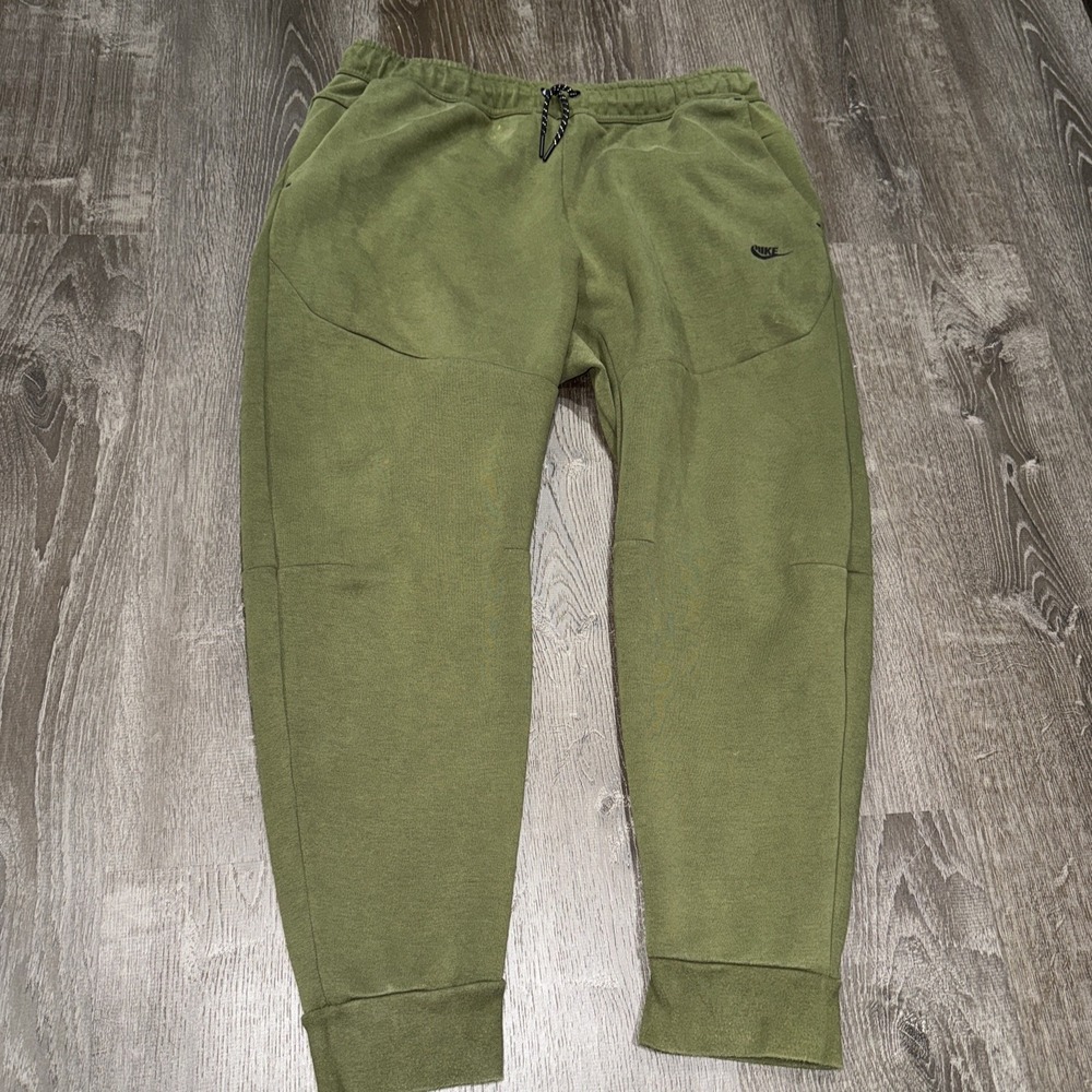 Nike Sportswear Tech Fleece Joggers Mens XL Green Black Tapered CU4495-326 Olive